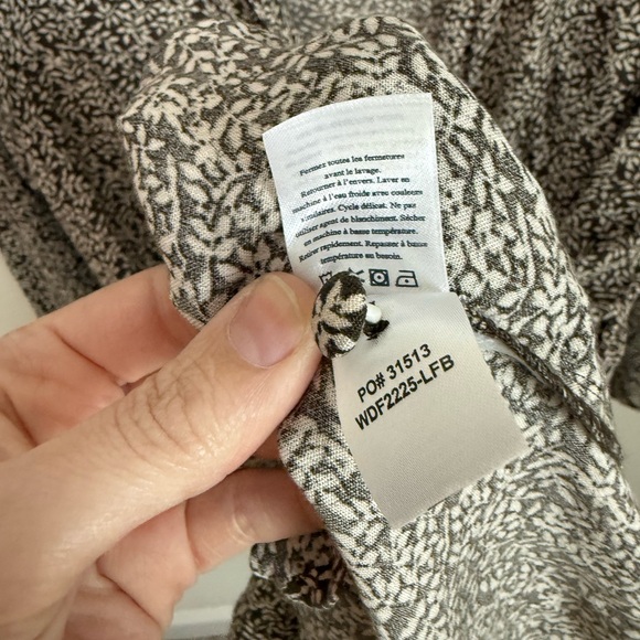 Faherty Montara Leaf Batik Printed Blouson Mini Dress Size
Medium - Picture 8 of 11